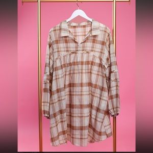Plaid Print Long Sleeve Collared V Neck
Babydoll Dress w/ Pockets